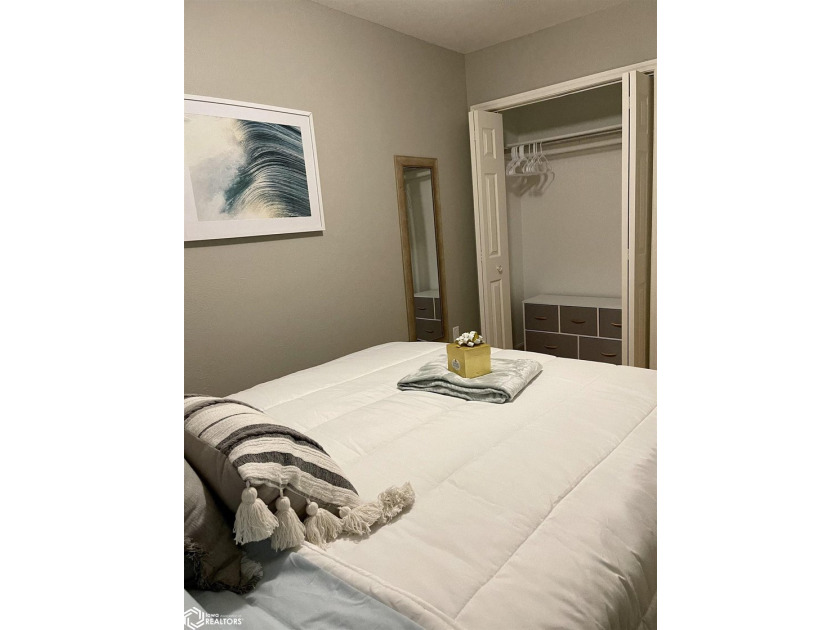 Location! Location! Location!! Enjoy your relaxing getaway in - photo 8