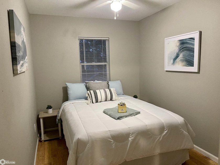 Location! Location! Location!! Enjoy your relaxing getaway in - photo 9