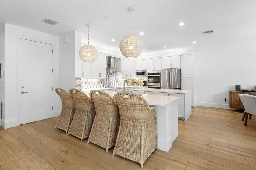 Exceptionally upgraded and completely turnkey, this designer - photo 11