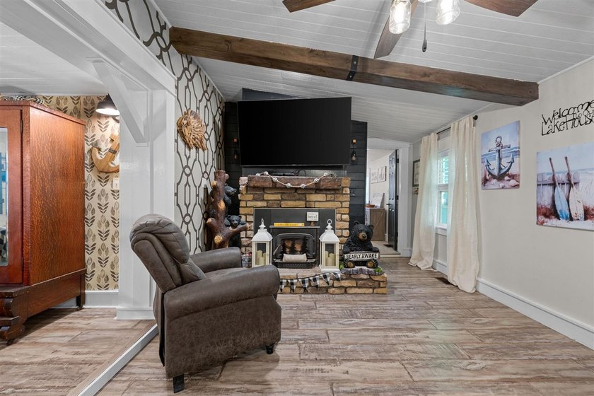 Welcome to 377 Lake View Drive in Sunset Harbor on beautiful - photo 27
