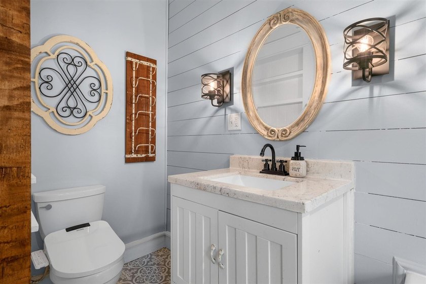 Welcome to 377 Lake View Drive in Sunset Harbor on beautiful - photo 33