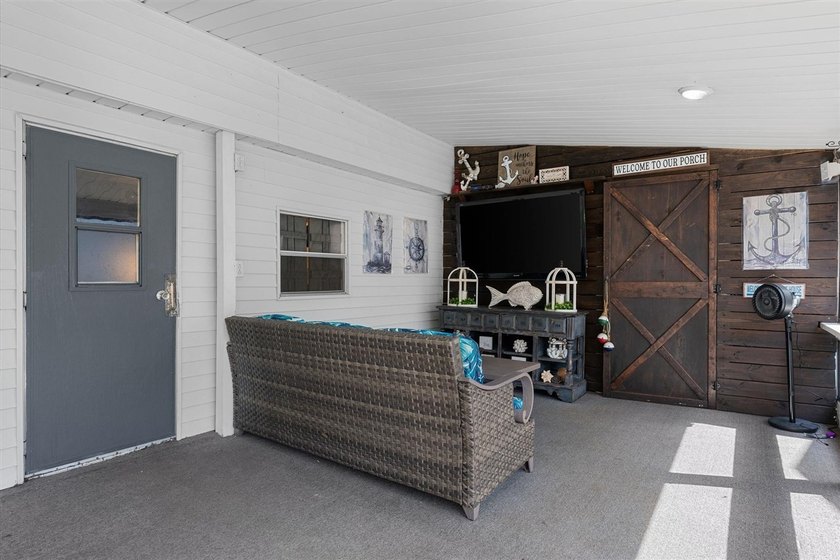 Welcome to 377 Lake View Drive in Sunset Harbor on beautiful - photo 38