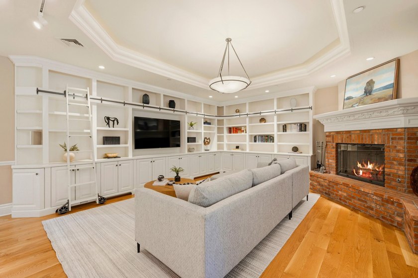 Commanding panoramic views of Bald Mountain define this - photo 43