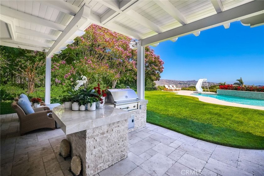 Commanding one of Bear Brand Ranch's most spectacular - photo 16