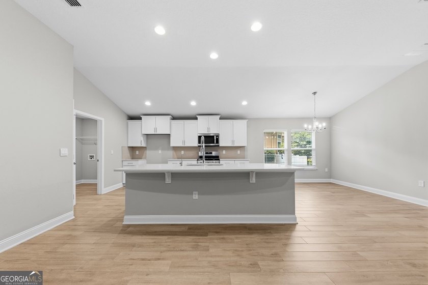 Welcome to this beautiful 4-bedroom, 3-bath home located in a - photo 17