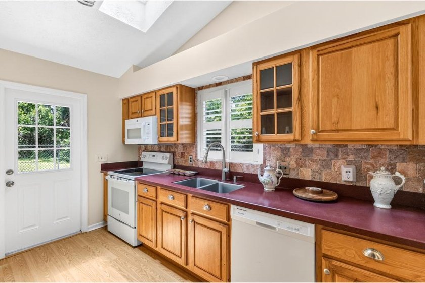 Welcome home to Holiday Pines, one of North Fort Pierce's most - photo 23