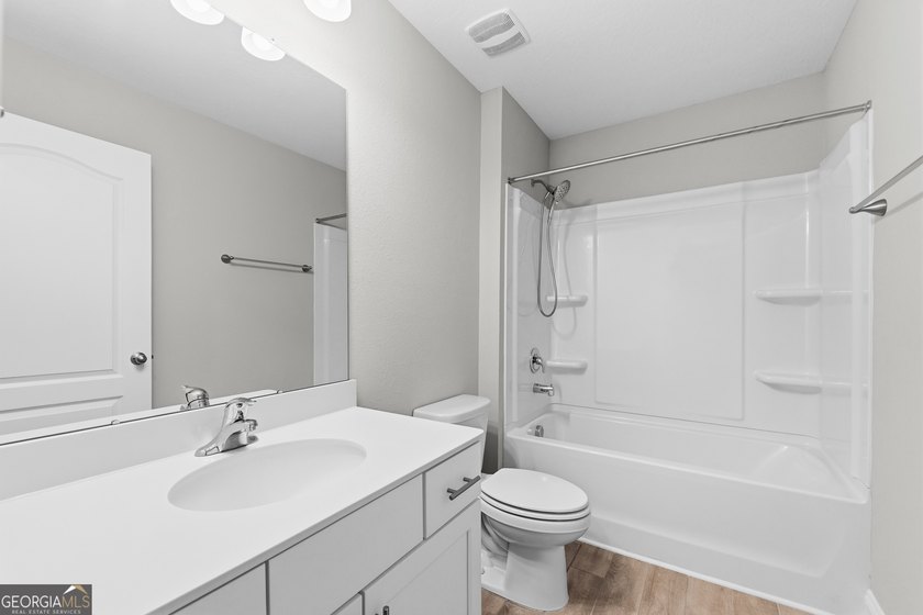 Welcome to this beautiful 4-bedroom, 3-bath home located in a - photo 30