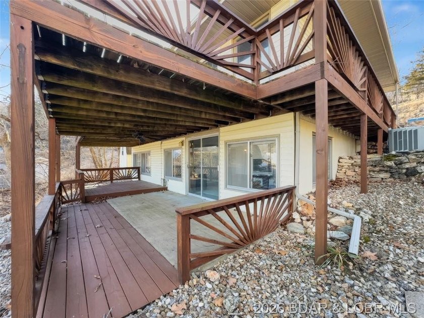 Updated Lake Front Home with Cove protection and Main Channel - photo 33