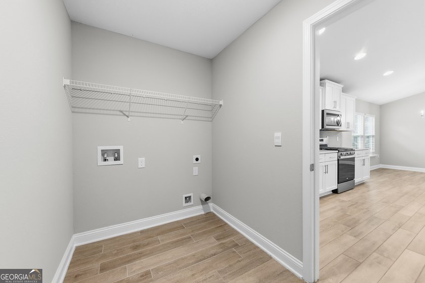 Welcome to this beautiful 4-bedroom, 3-bath home located in a - photo 34
