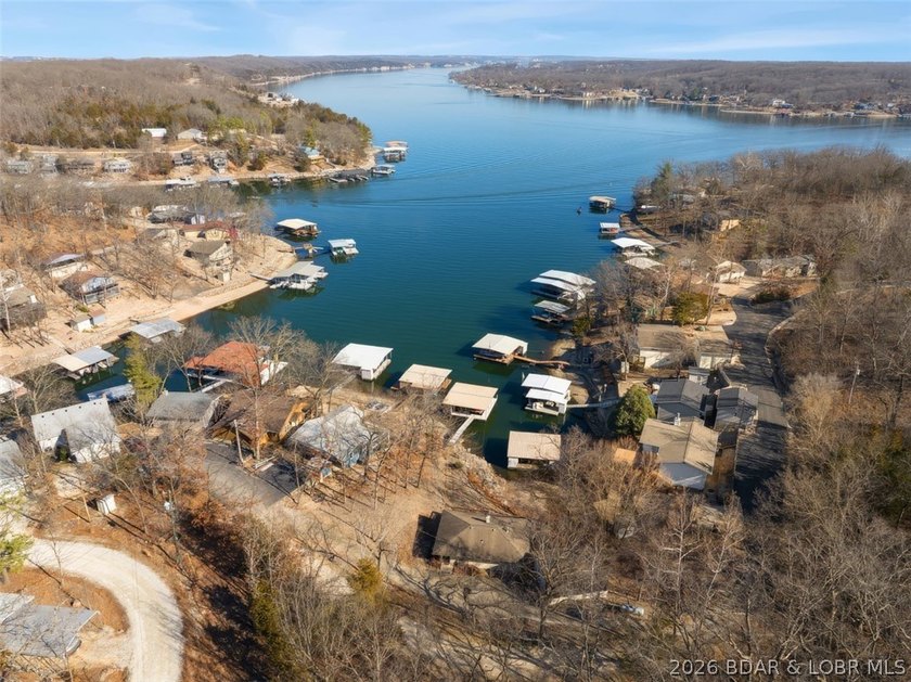 Updated Lake Front Home with Cove protection and Main Channel - photo 43