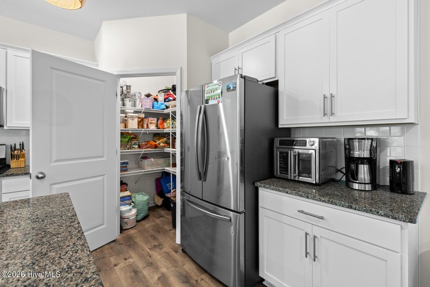 Welcome home to 1013 Ella Bengel Drive in the sought-after West - photo 13