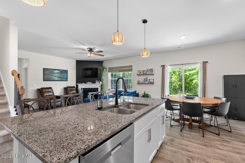 Welcome home to 1013 Ella Bengel Drive in the sought-after West - photo 15
