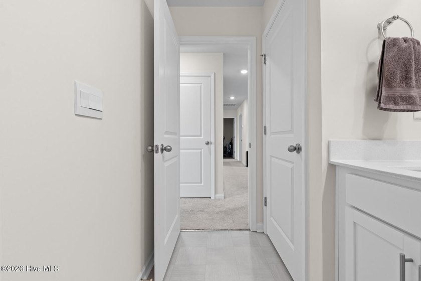 Welcome home to 1013 Ella Bengel Drive in the sought-after West - photo 40