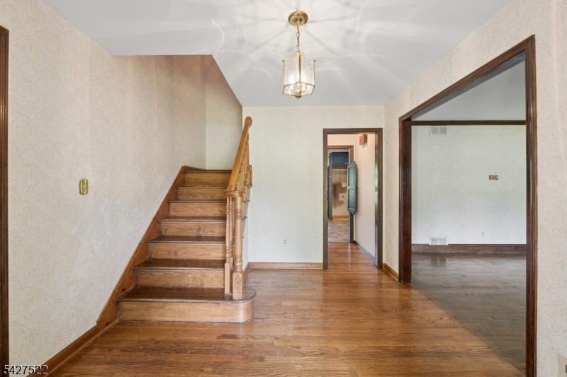 Wonderful opportunity to own on Horseshoe Rd! Great bones and - photo 6