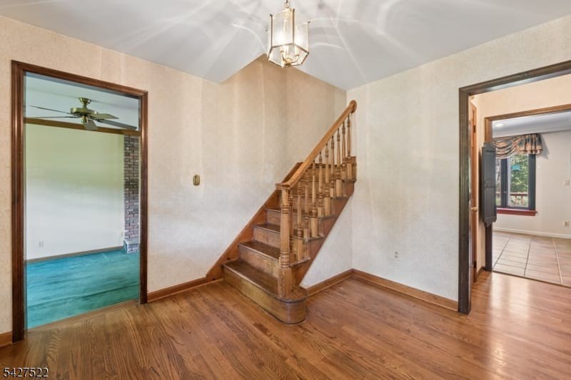 Wonderful opportunity to own on Horseshoe Rd! Great bones and - photo 8