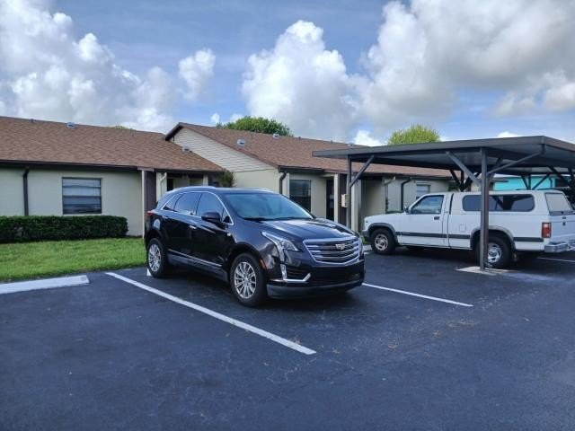 Located in a nicely maintained neighborhood. This condo - photo 5