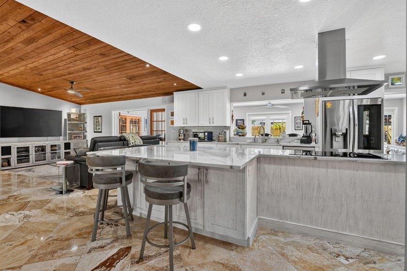 Discover exceptional Florida living in this beautifully updated - photo 20