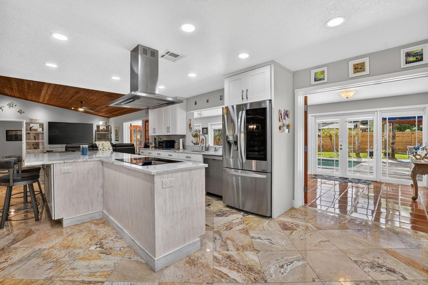 Discover exceptional Florida living in this beautifully updated - photo 28