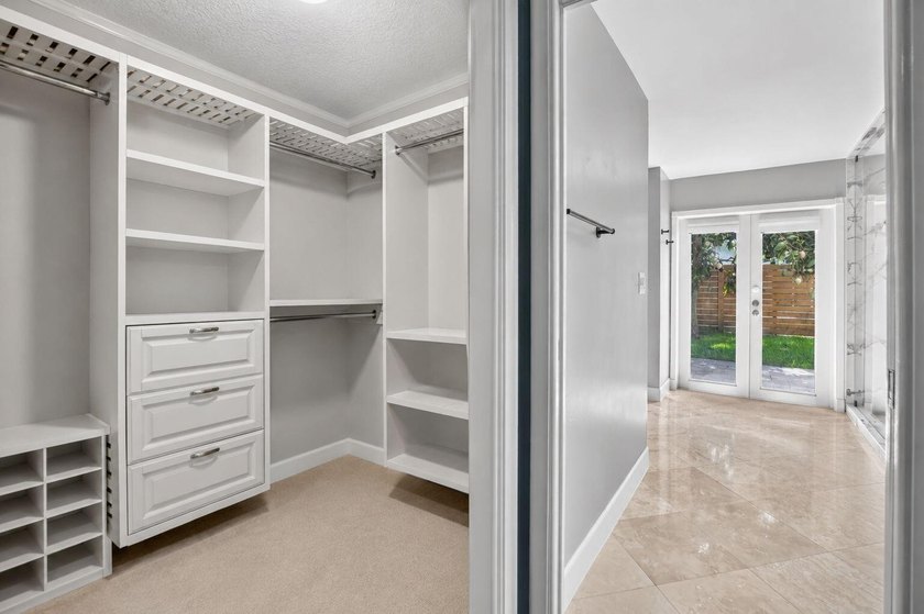 Discover exceptional Florida living in this beautifully updated - photo 47
