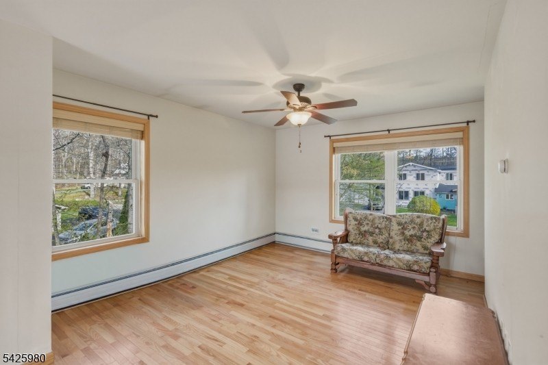 LAKE FRONT! Water views from almost every room! Welcome to 14 E - photo 22