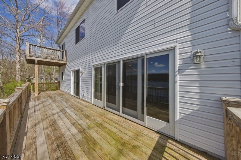 LAKE FRONT! Water views from almost every room! Welcome to 14 E - photo 30