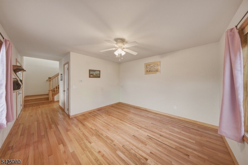 LAKE FRONT! Water views from almost every room! Welcome to 14 E - photo 33