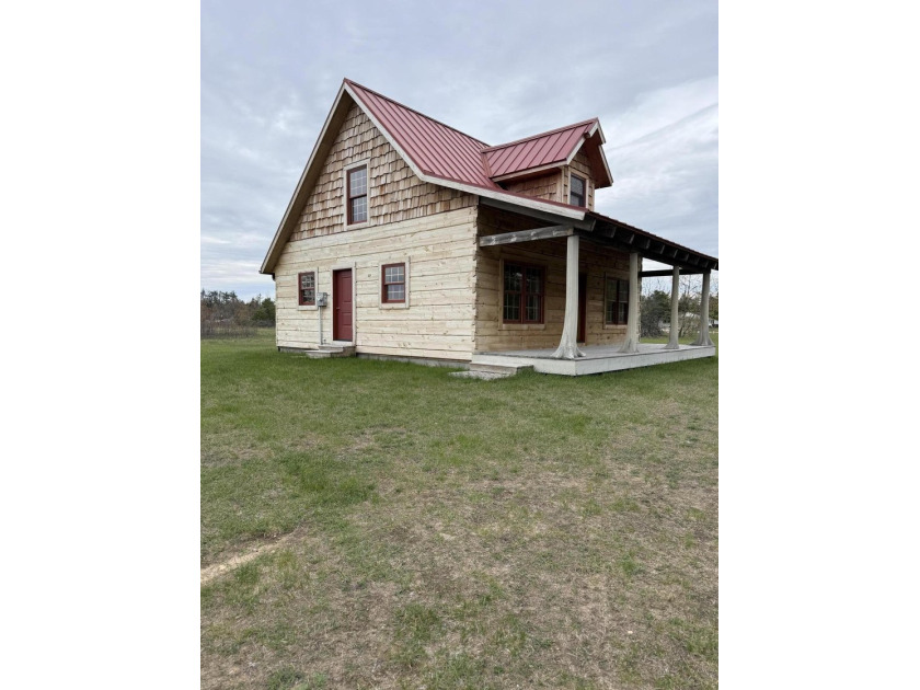 If you are looking to create your perfect Up North home or cabin - photo 6