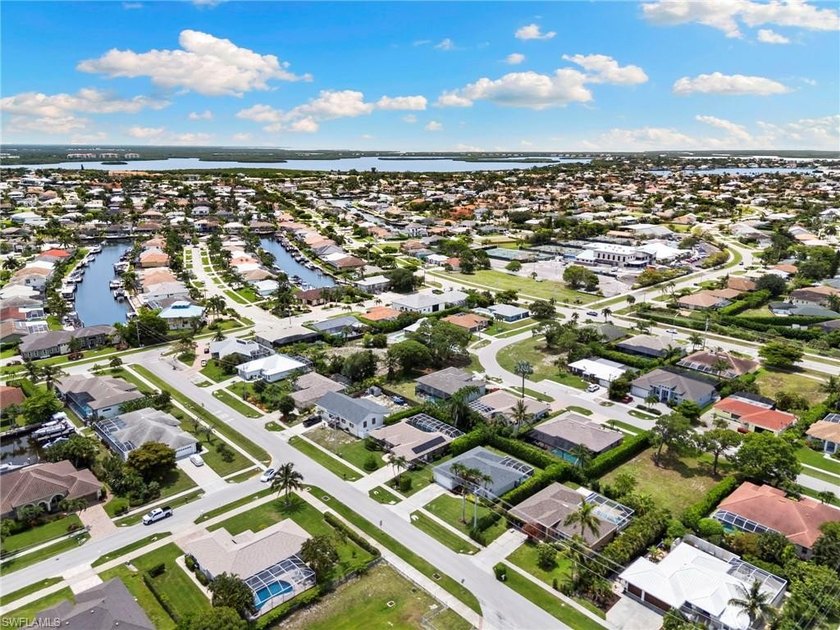 Experience the Marco Island lifestyle at an incredible price in - photo 35
