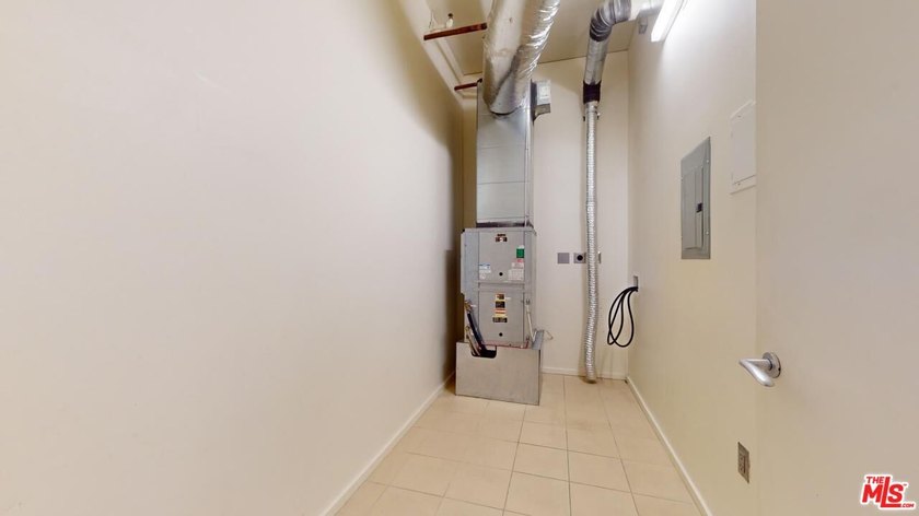 This large 1 bedroom floor plan is tucked away on the 5th floor - photo 44