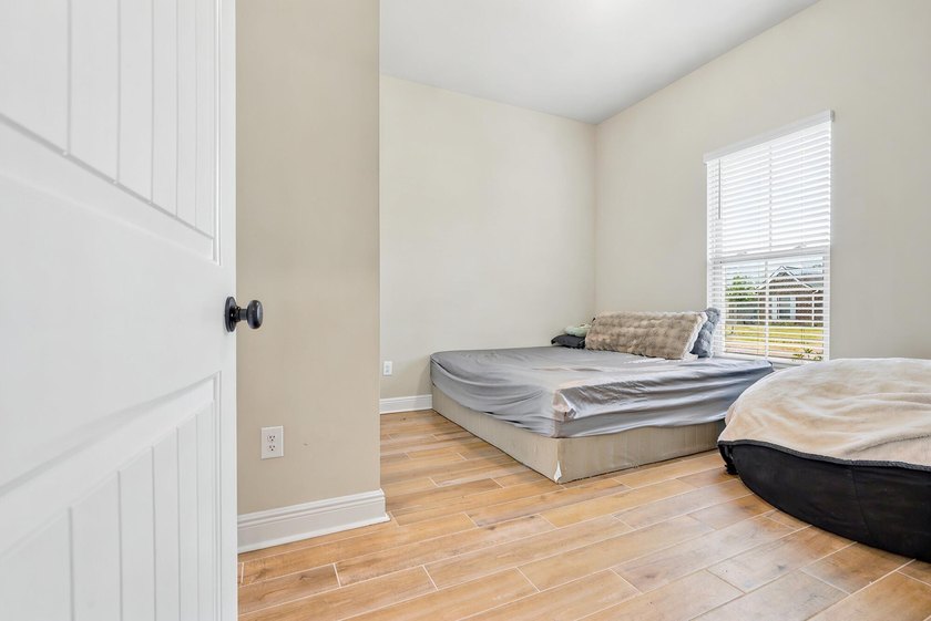 Experience comfort and convenience in this meticulously - photo 24