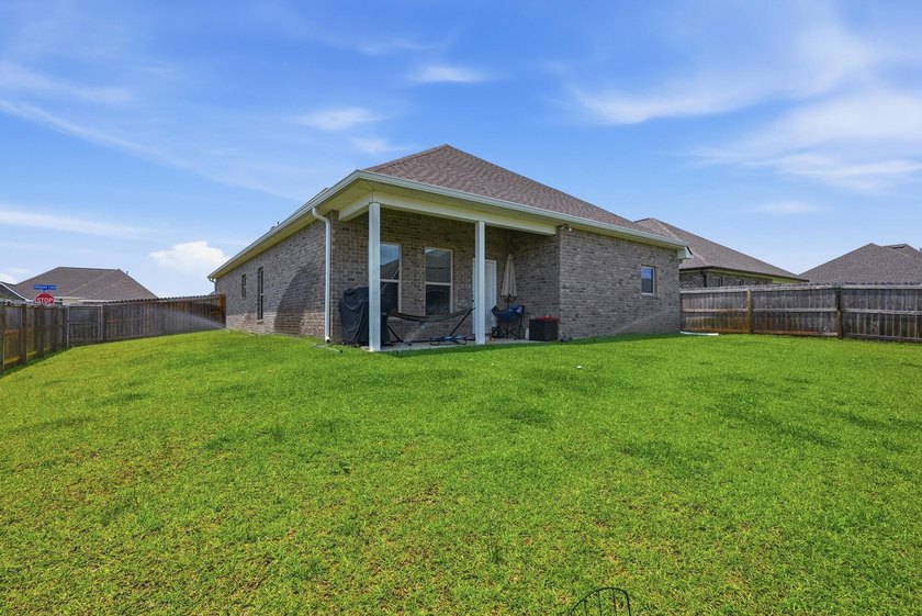 Experience comfort and convenience in this meticulously - photo 30