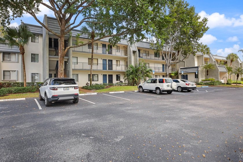 Enjoy stunning balcony views from this spacious 2-bedroom condo - photo 2