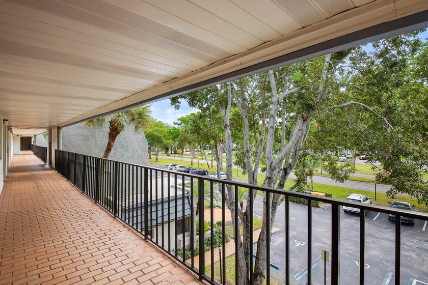 Enjoy stunning balcony views from this spacious 2-bedroom condo - photo 5