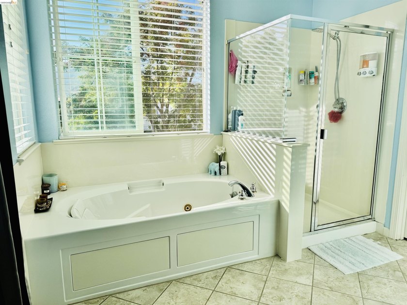 Your Dream Home.4 bedrooms 2.5 Baths, Escape the Busy City Life - photo 9