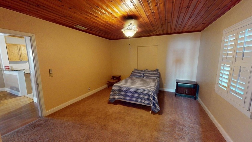 Welcome to your dream home! This charming 3-bedroom, 2-bath - photo 14