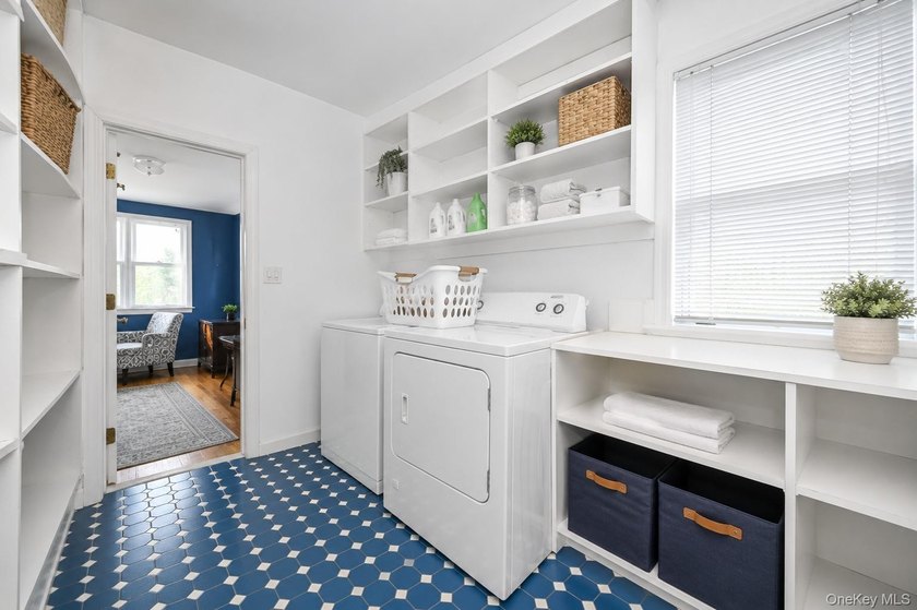 Rare opportunity! Welcome to this beautifully redone - photo 23