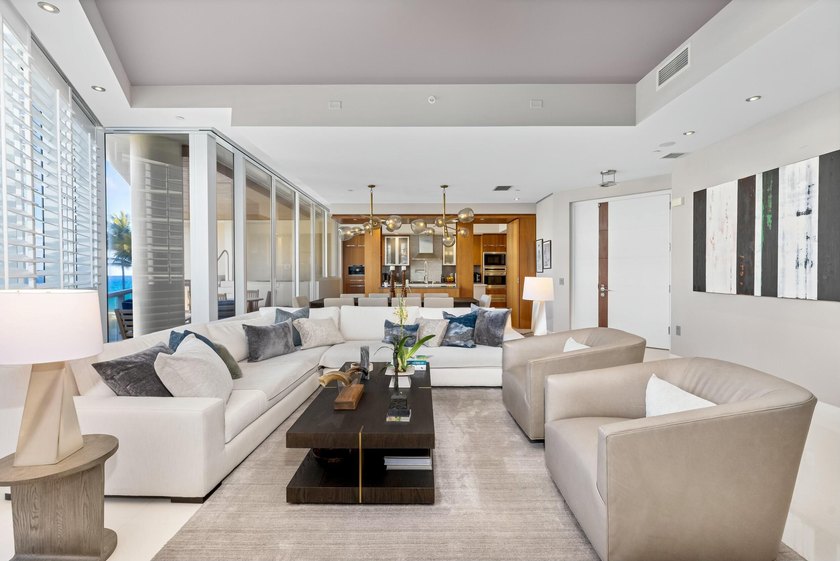 One Thousand Ocean Residence 208 is an exceptional contemporary - photo 7
