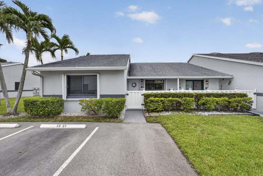 Welcome to The Arbours, a desirable 55+ community offering a - photo 3