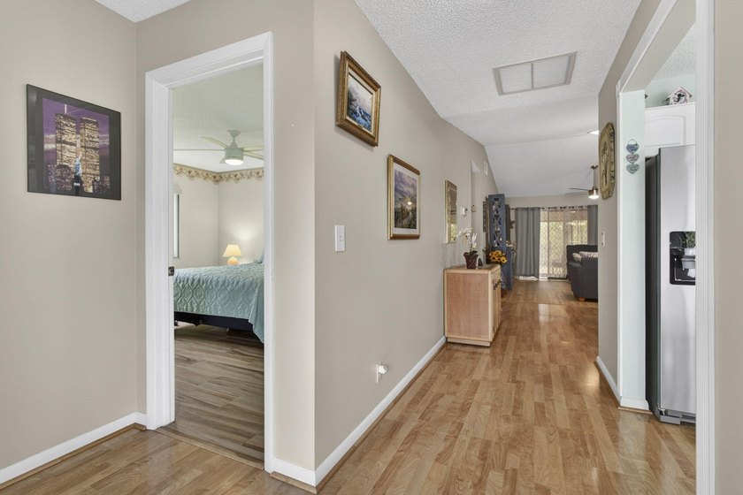 Welcome to The Arbours, a desirable 55+ community offering a - photo 8