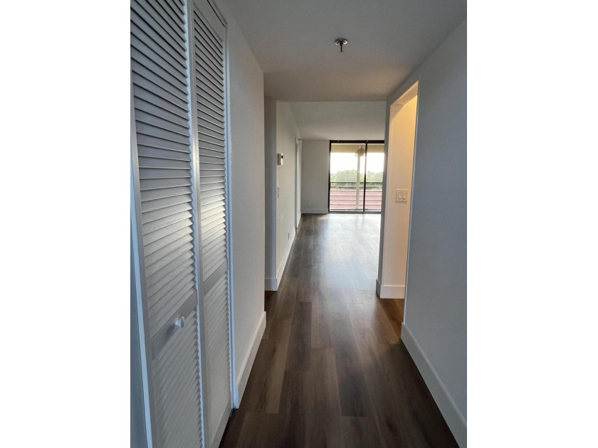 Welcome to this charming 2-bedroom, 2-bathroom condo on the - photo 5