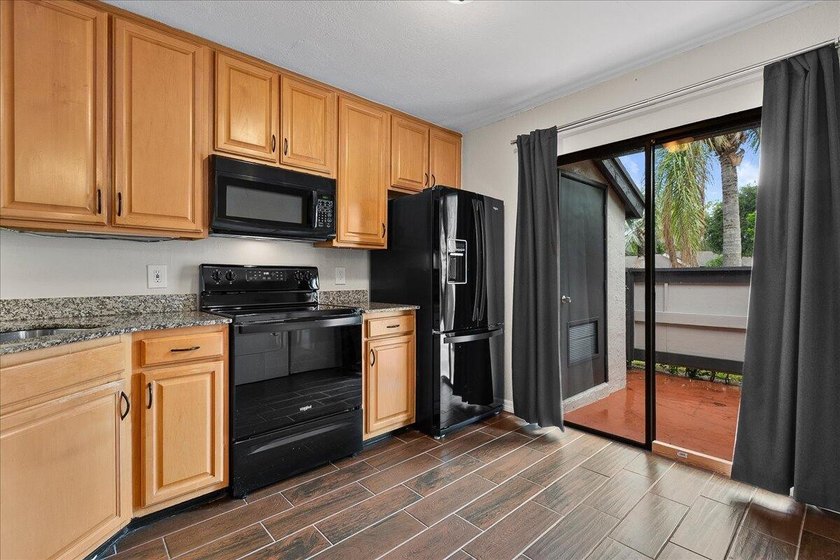 Welcome to Strathmore Gate West, a active adult community in the - photo 5
