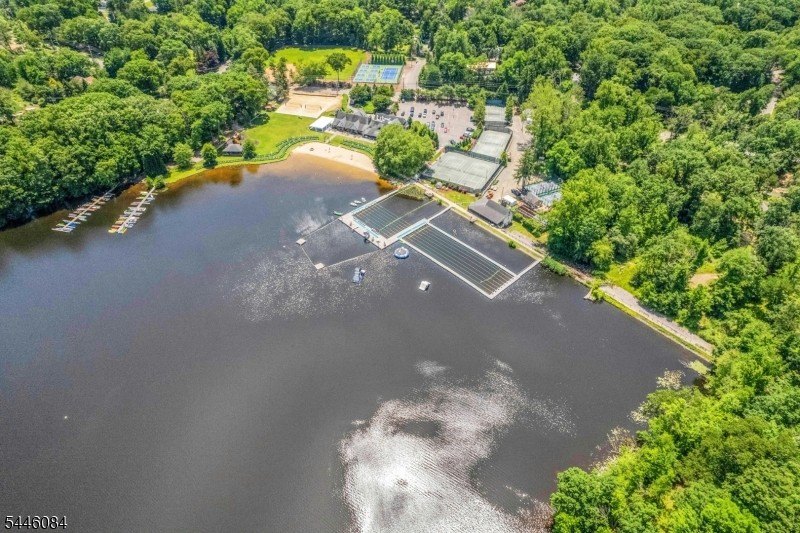 Wonderful opportunity to build your dream home/s in desirable - photo 7