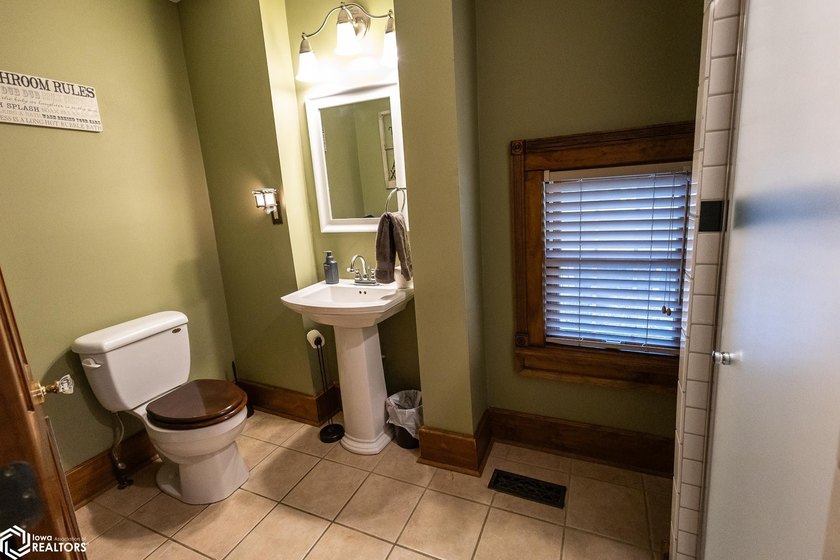 This classic home offers timeless charm, generous living space - photo 10
