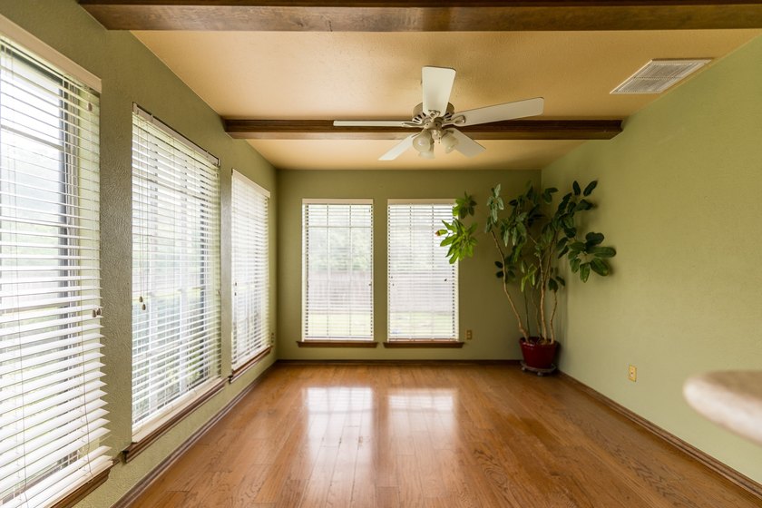 Rare opportunity in the heart of Richardson! This well-loved - photo 13