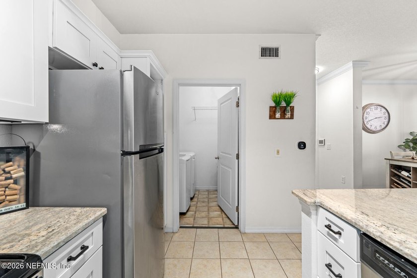 Welcome to this move-in ready, priced to sell, first-floor end - photo 17