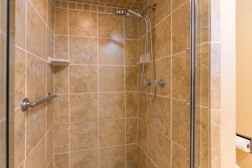 Rare opportunity in the heart of Richardson! This well-loved - photo 21