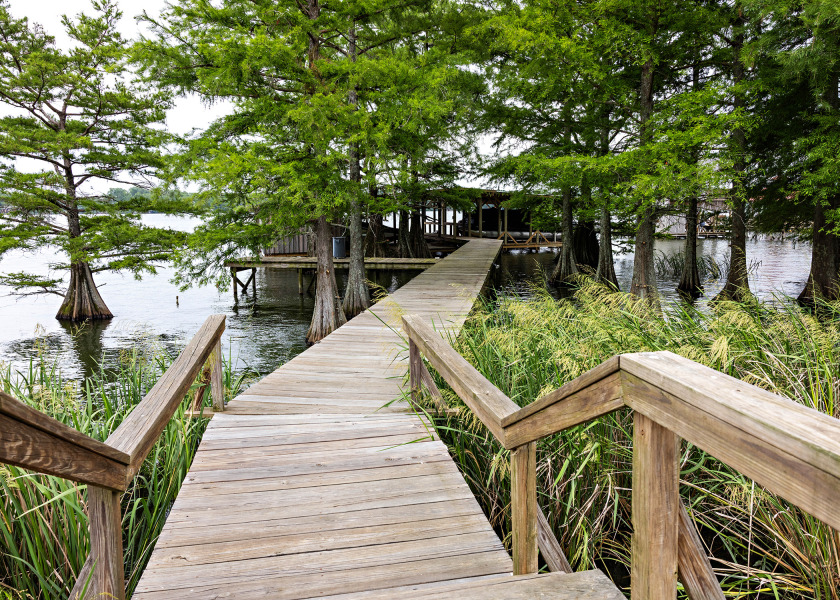 Beautiful Lake House Retreat - photo 25
