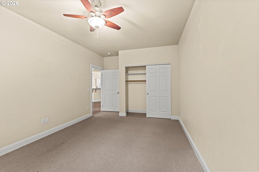 Welcome to this move-in ready custom home in the sought-after - photo 27