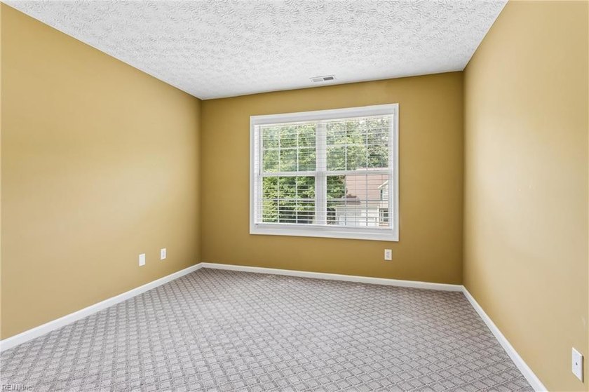 Welcome home to this beautiful two-story residence, perfectly - photo 31