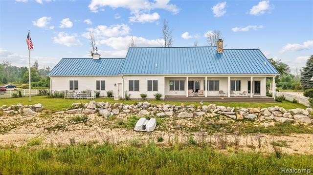 Welcome to your turnkey Up North paradise on Lake Huron! Built - photo 36